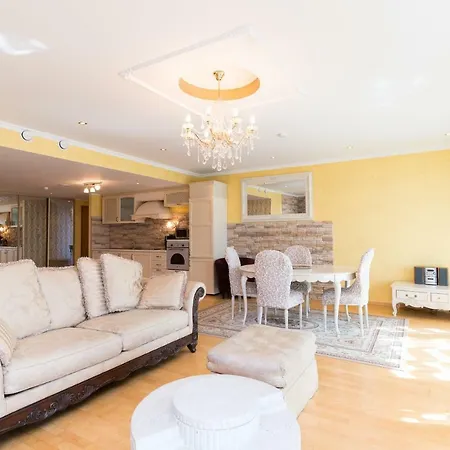 Apartman King *